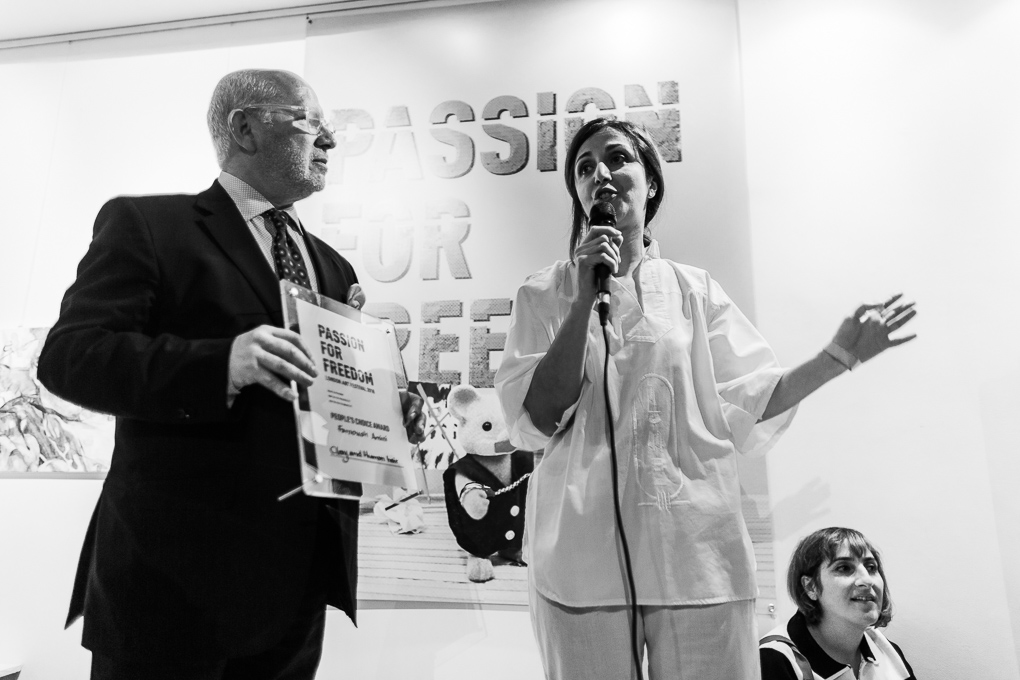 Prof. Francisco Laranjo and Amini Farnoush acceptance Speech for the People's Choice Award_1 Farnoush Farnoush
